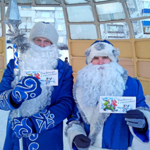 новогодние гонки Дедов Морозов